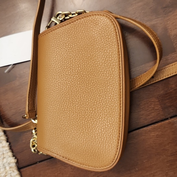 Tory Burch Crossbody 🫶 - Picture 4 of 9